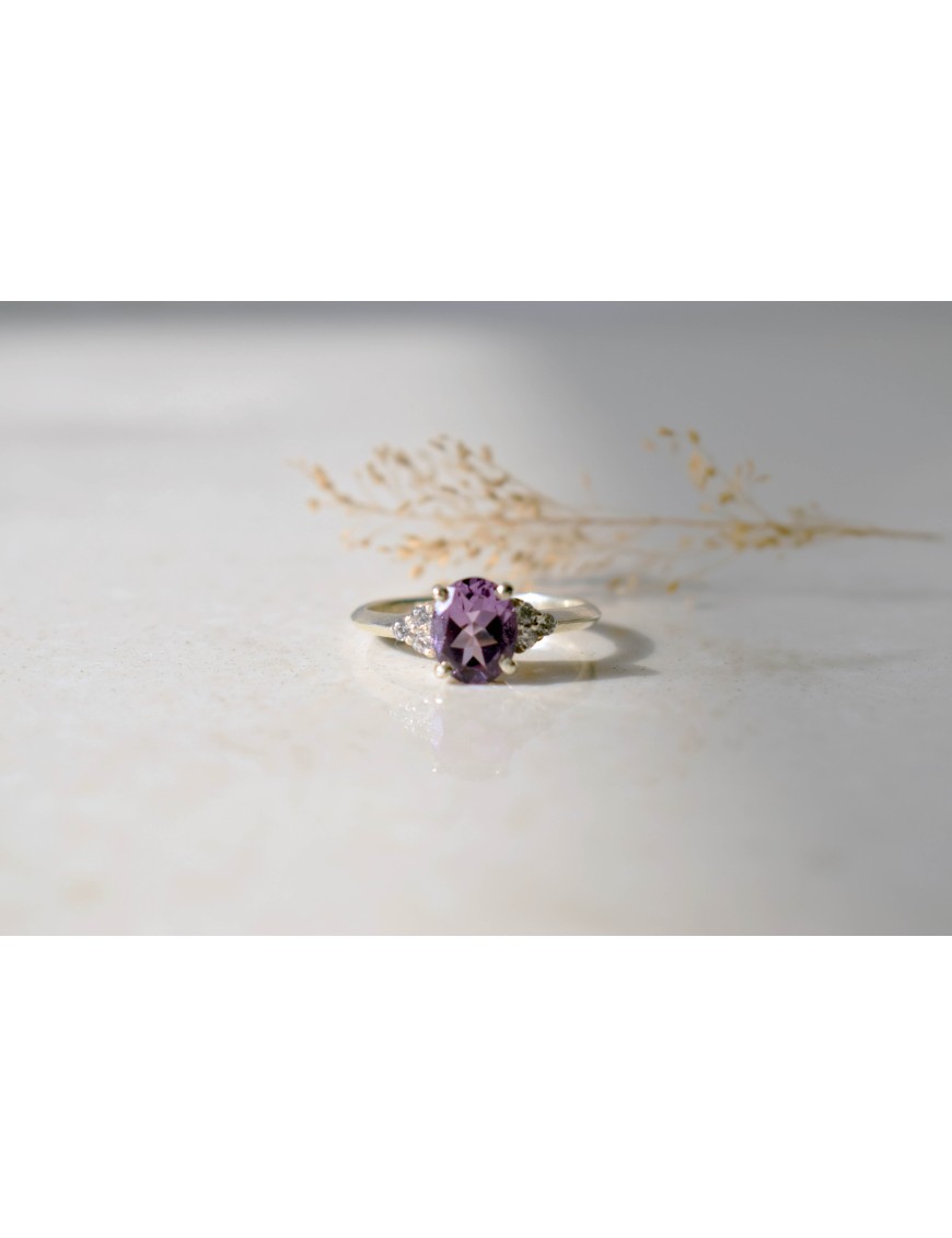 AMETHYST OVAL RING