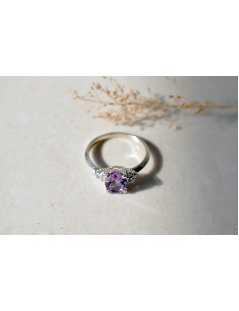 AMETHYST OVAL RING