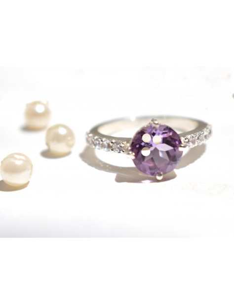 Amethyst Round Silver Ring