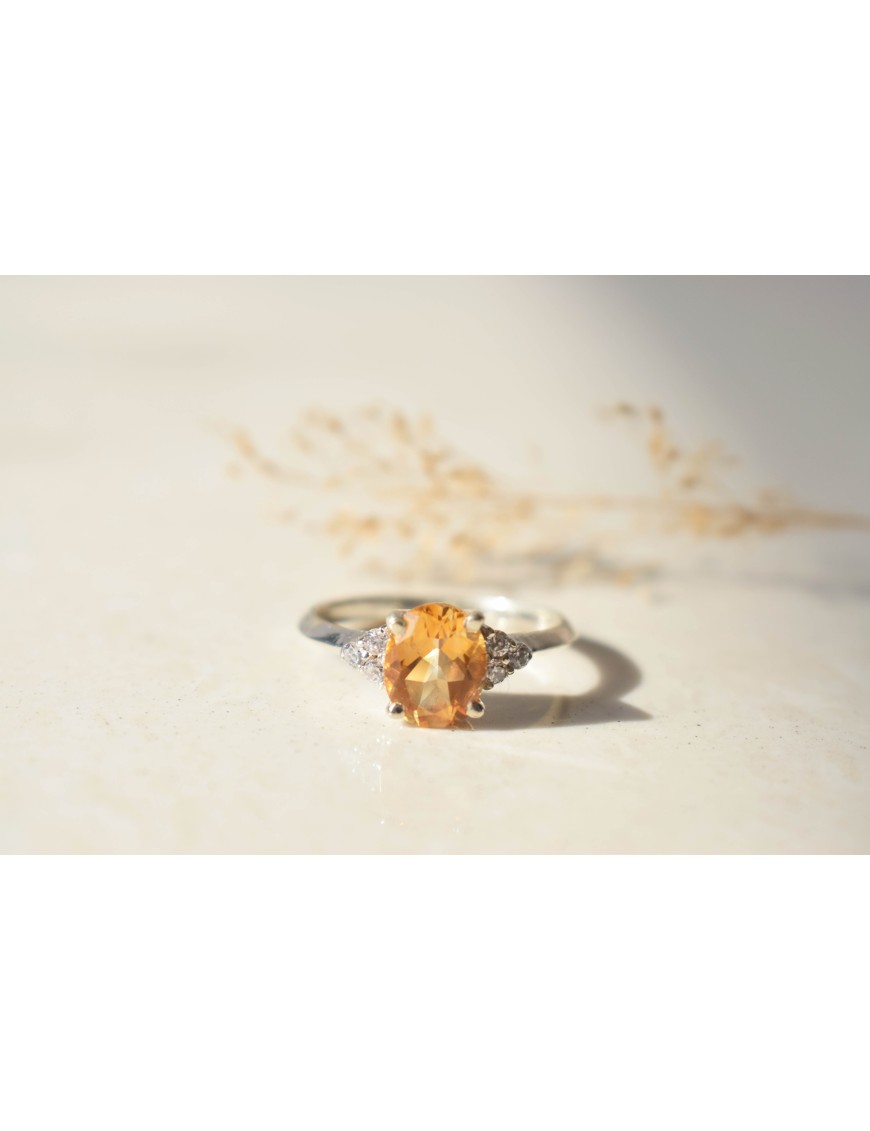Stunning 2.5 CT Oval Citrine Ring In 925 Sterling Silver – Rich Yellow – Women's Sizes 5-10
