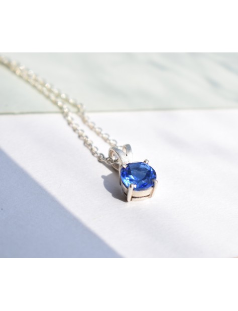 Nano Blue Sapphire Round Pendant