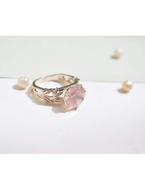 Rose Quartz Fancy Ring