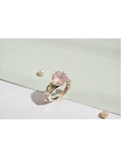 Rose Quartz Fancy Ring