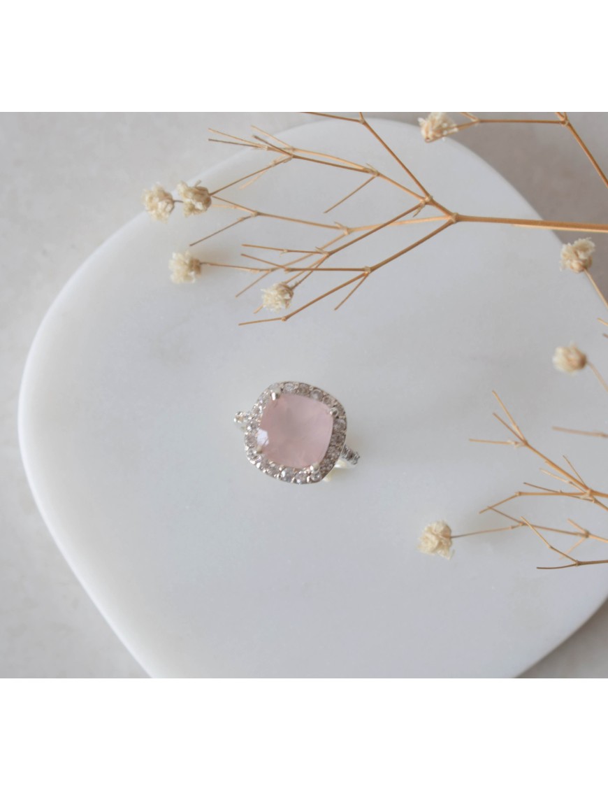 ROSE QUARTZ FOOTBALL CUT RING